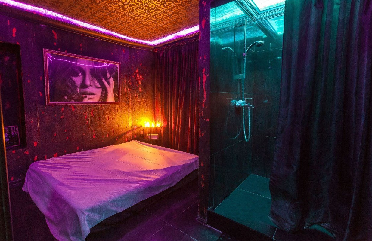 Strip Club Barsuk - Nightclub in Gelendzhik, Russia