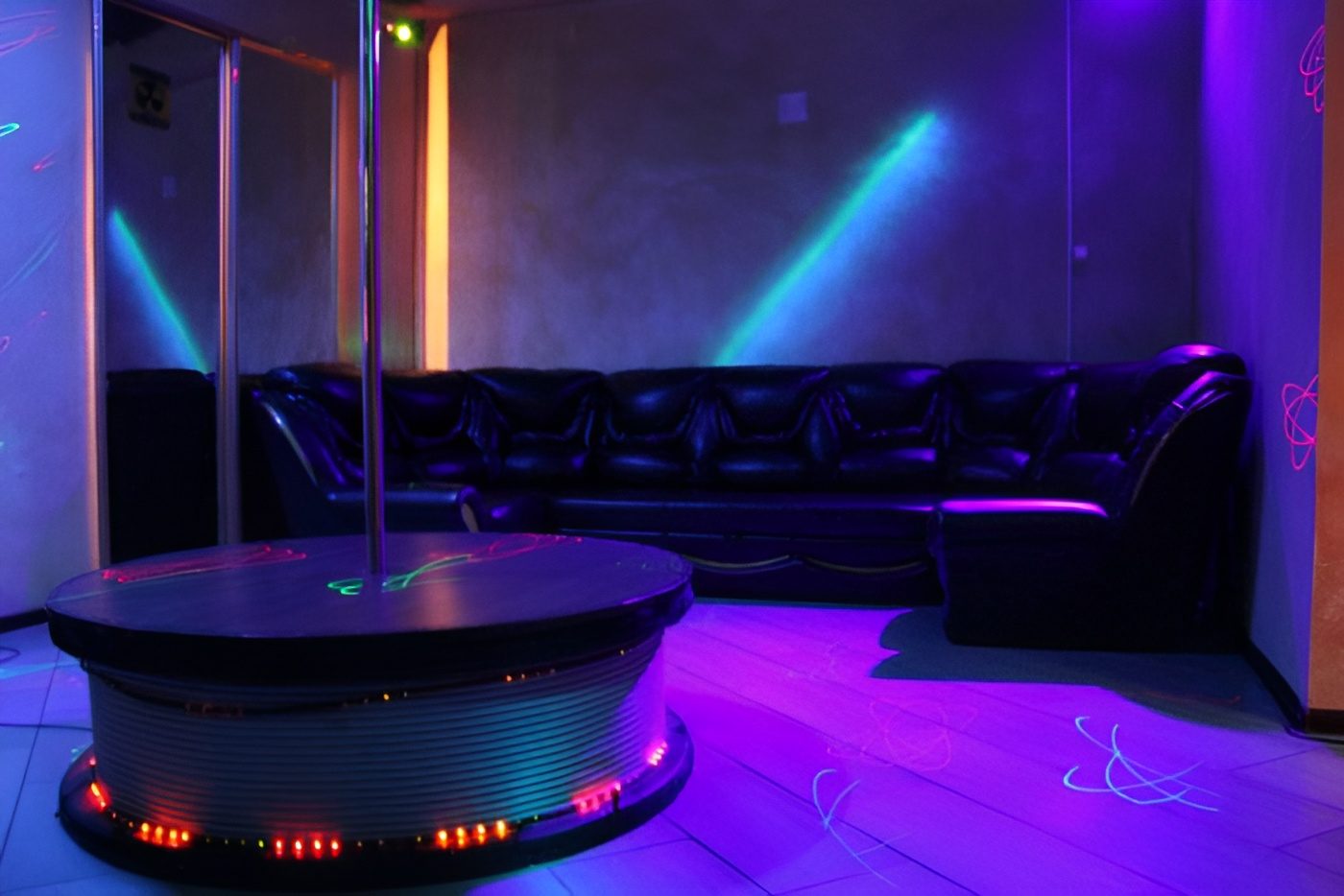 Elite Club Alibi - Erotic Massage in Irkutsk, Russia