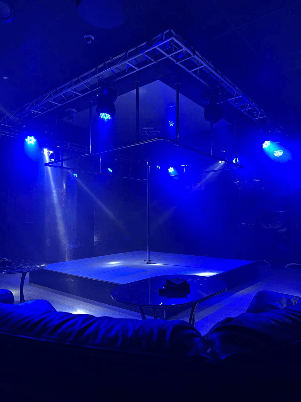 Strip Club Zazhigalka (Ivanovo) - Nightclub in Ivanovo, Russia