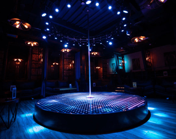 Стриптиз-клуб Zажигалка (Zazhigalka Izhevsk) - Nightclub in Izhevsk, Russia