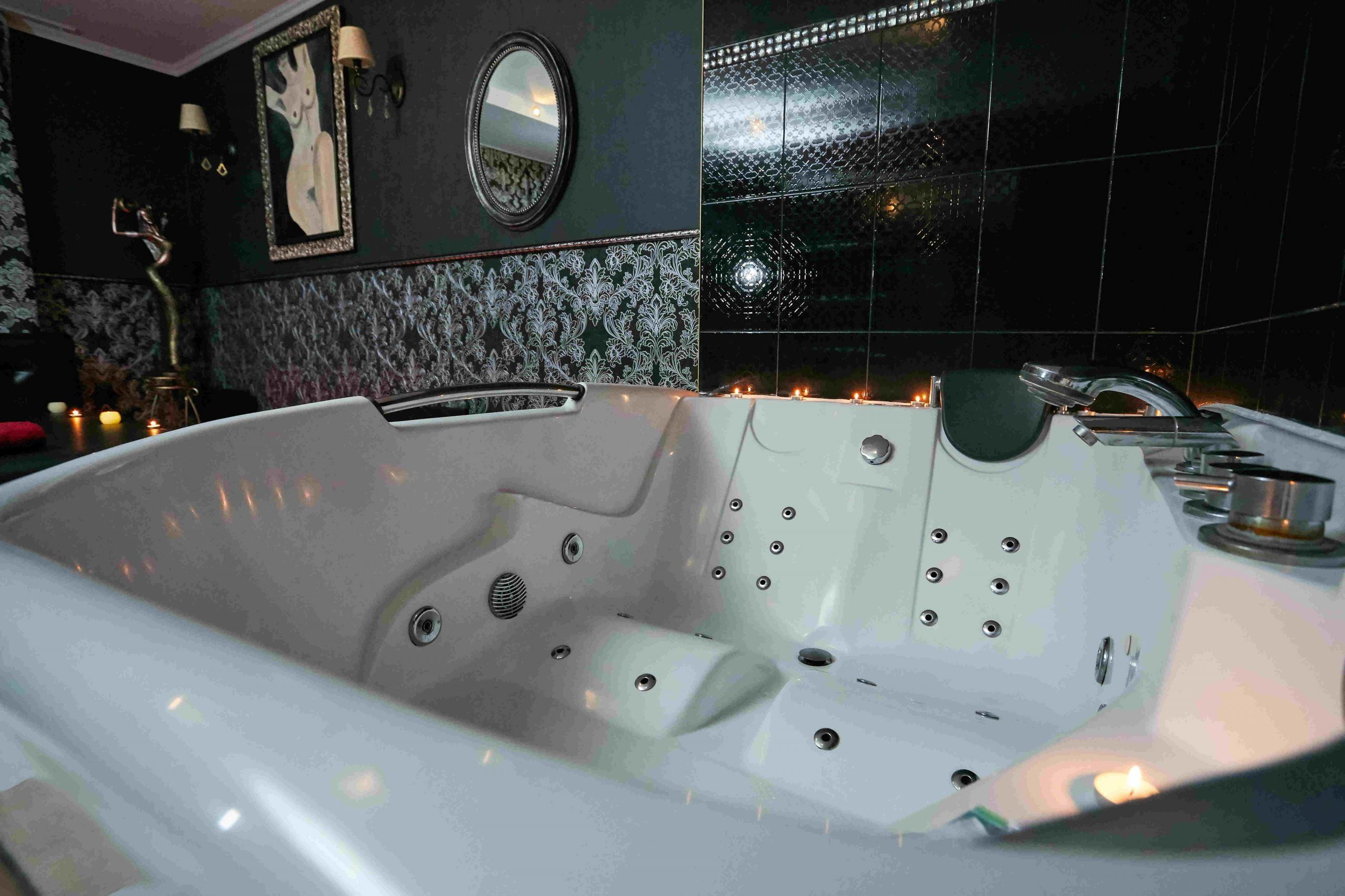 Салон Roxy (Salon Roxy) - Erotic Massage in Kaliningrad, Russia
