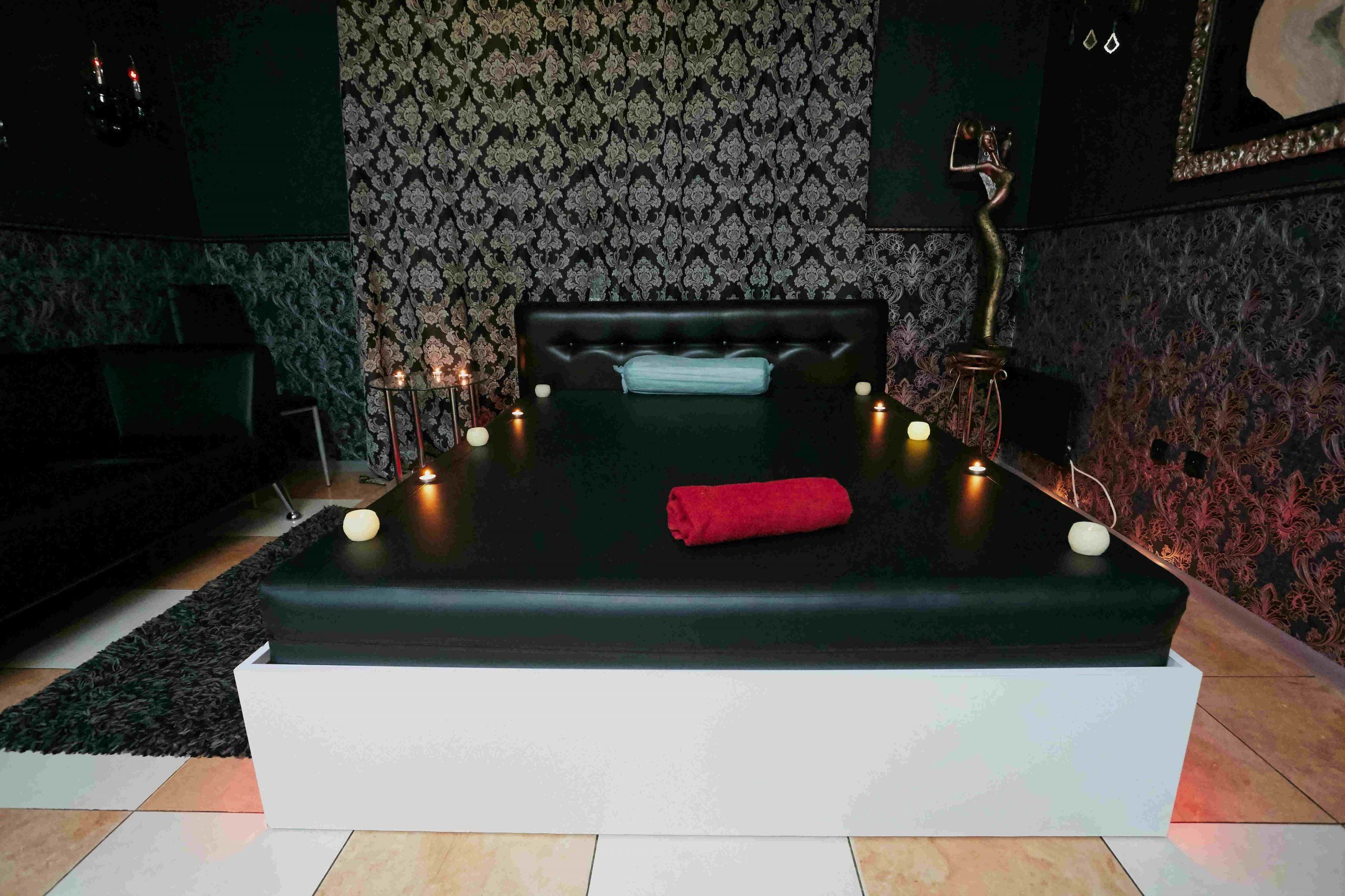 Салон Roxy (Salon Roxy) - Erotic Massage in Kaliningrad, Russia