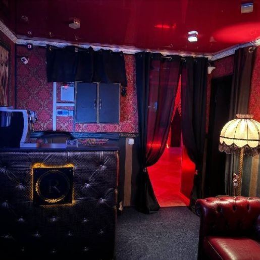 Салон Roxy (Salon Roxy) - Erotic Massage in Kaliningrad, Russia