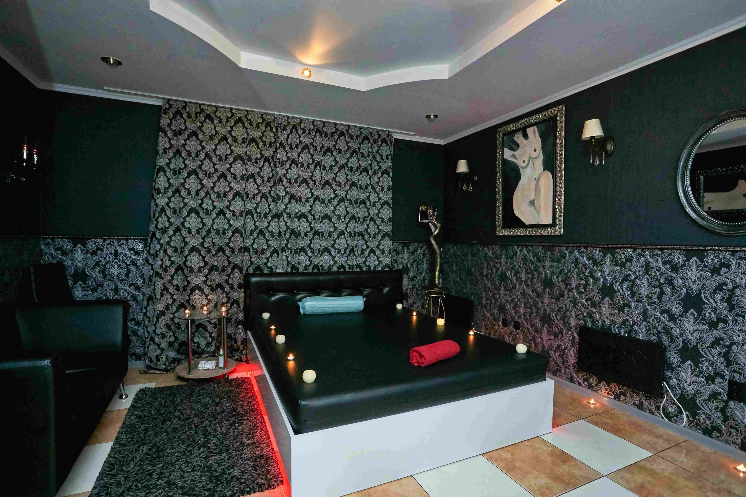 Салон Roxy (Salon Roxy) - Erotic Massage in Kaliningrad, Russia