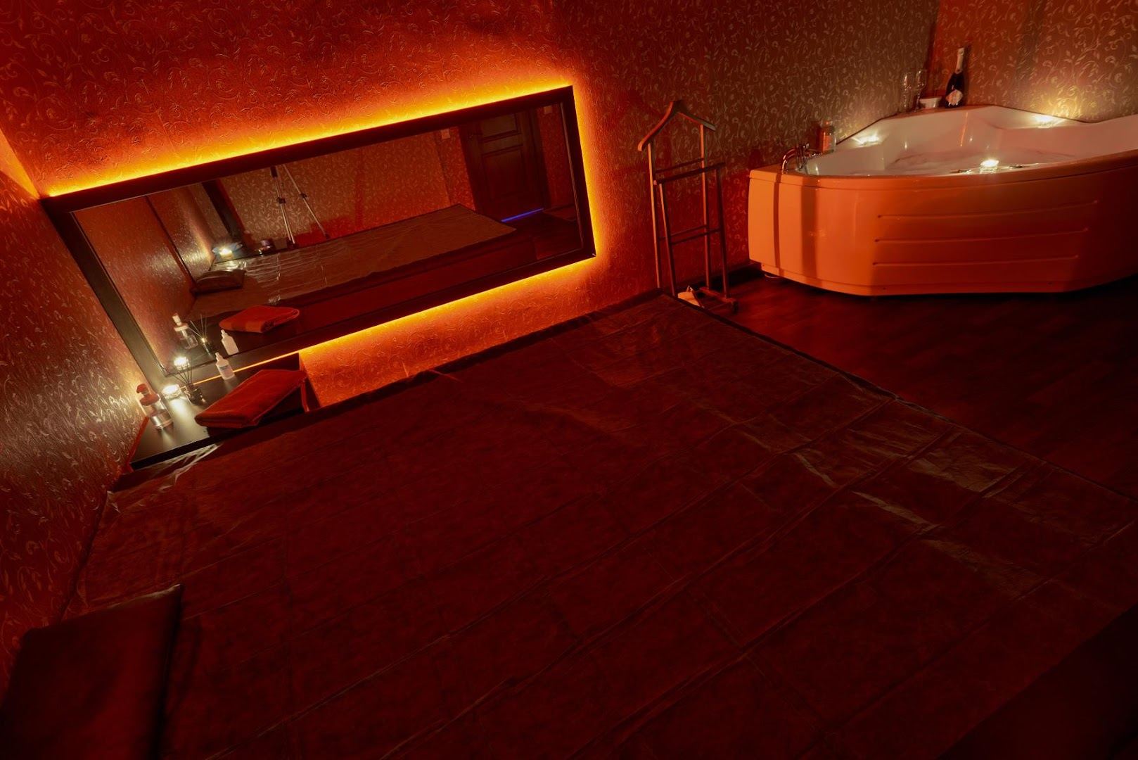 Апельсин Релакс | Салон массажа Казань | Расслабляющий массаж, мужской салон Orange Relax | Massage Salon Kazan | Relaxing Massage, Men's Salon) - Erotic Massage in Kazan, Russia