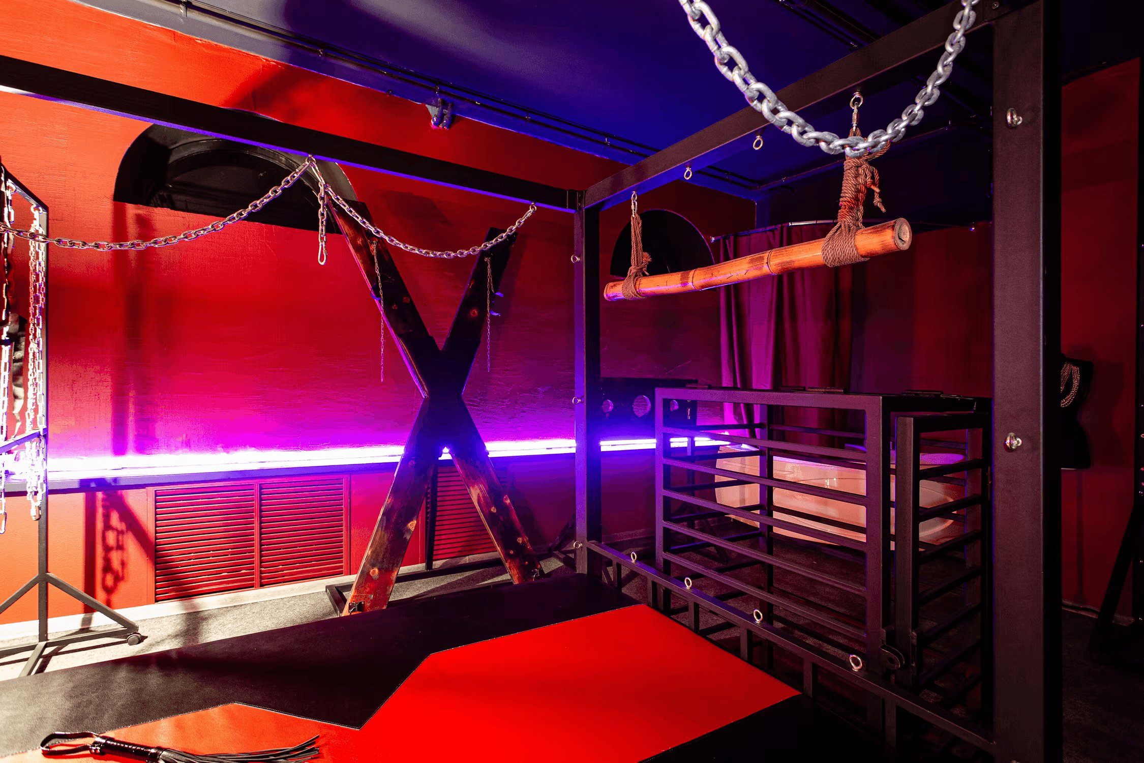 Diamond's Men's Club (Kazan) - Erotic Massage in Kazan, Russia