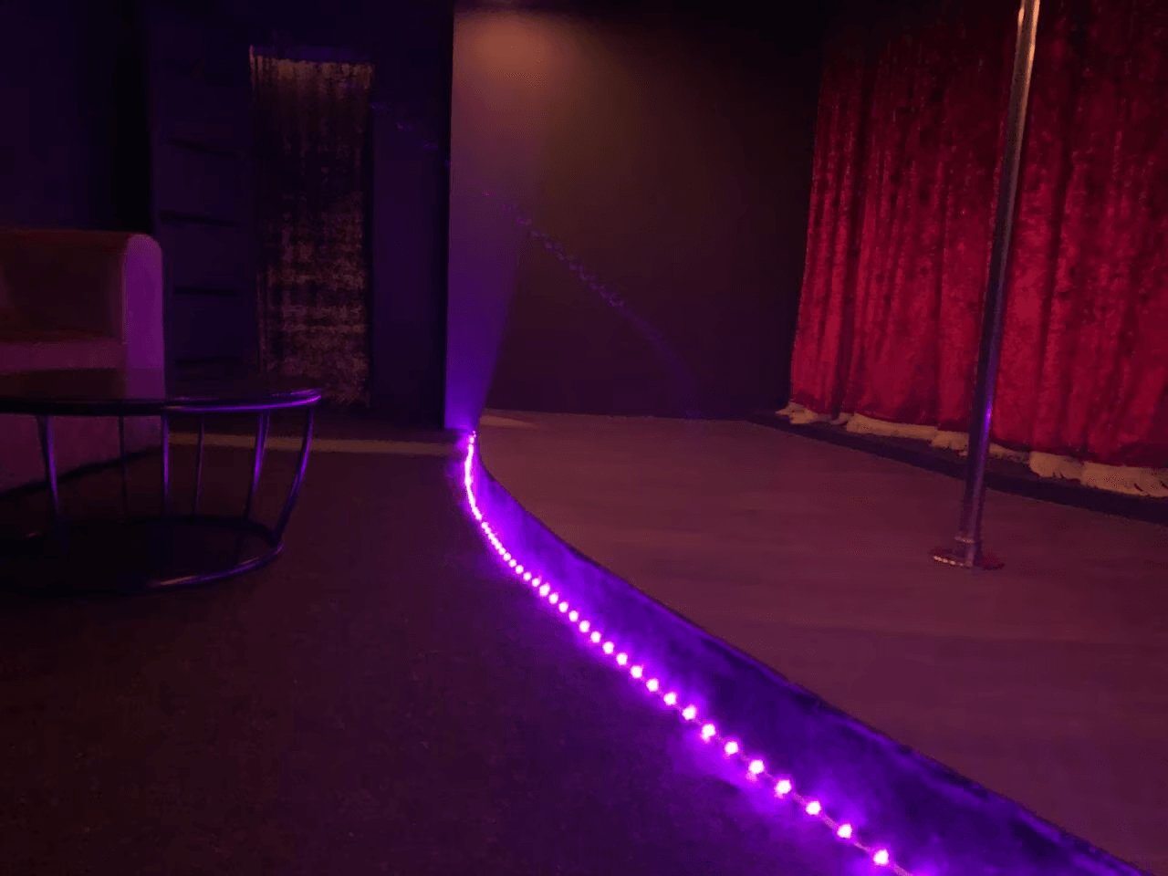 Diamond's Men's Club (Kazan) - Erotic Massage in Kazan, Russia