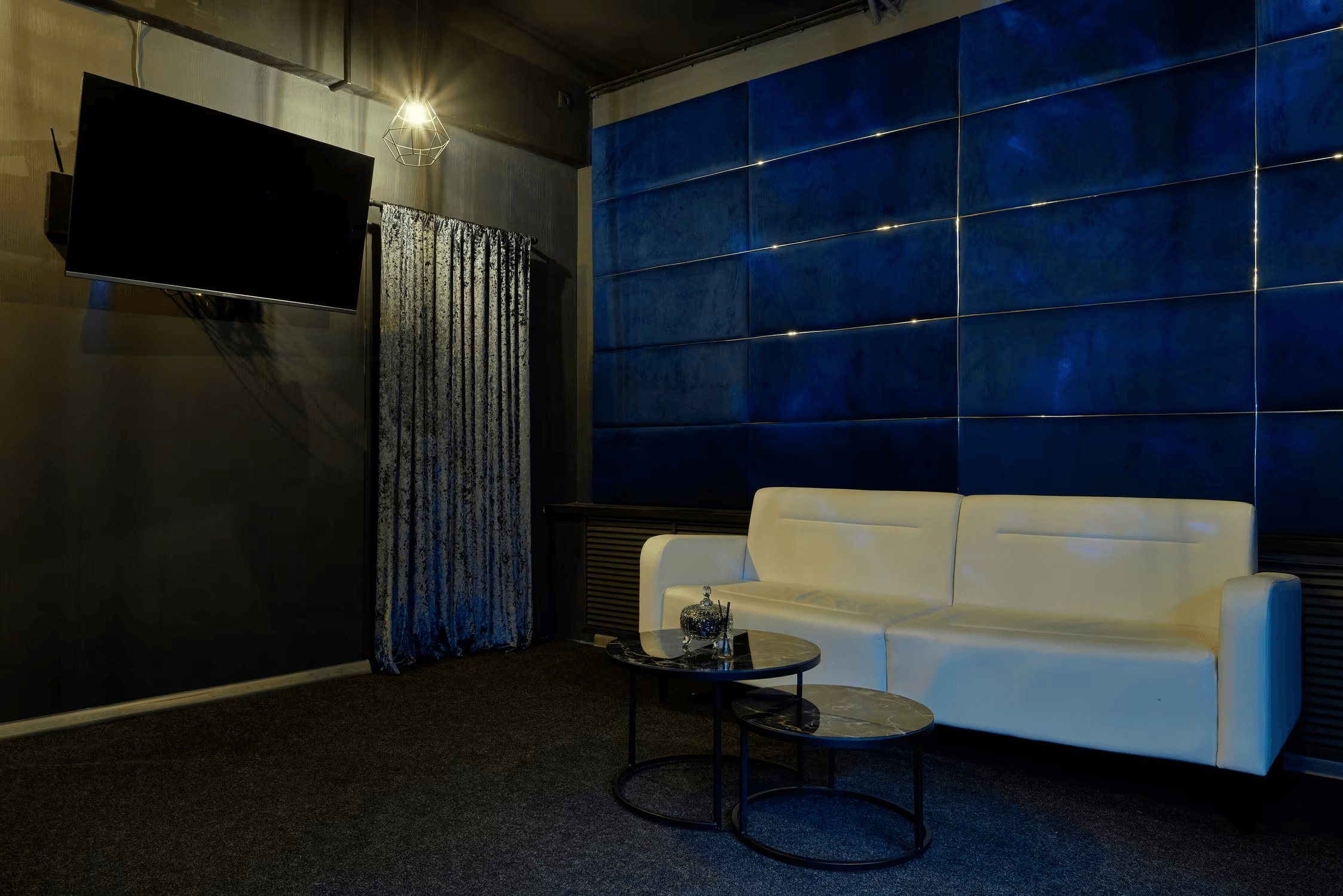 Diamond's Men's Club (Kazan) - Erotic Massage in Kazan, Russia