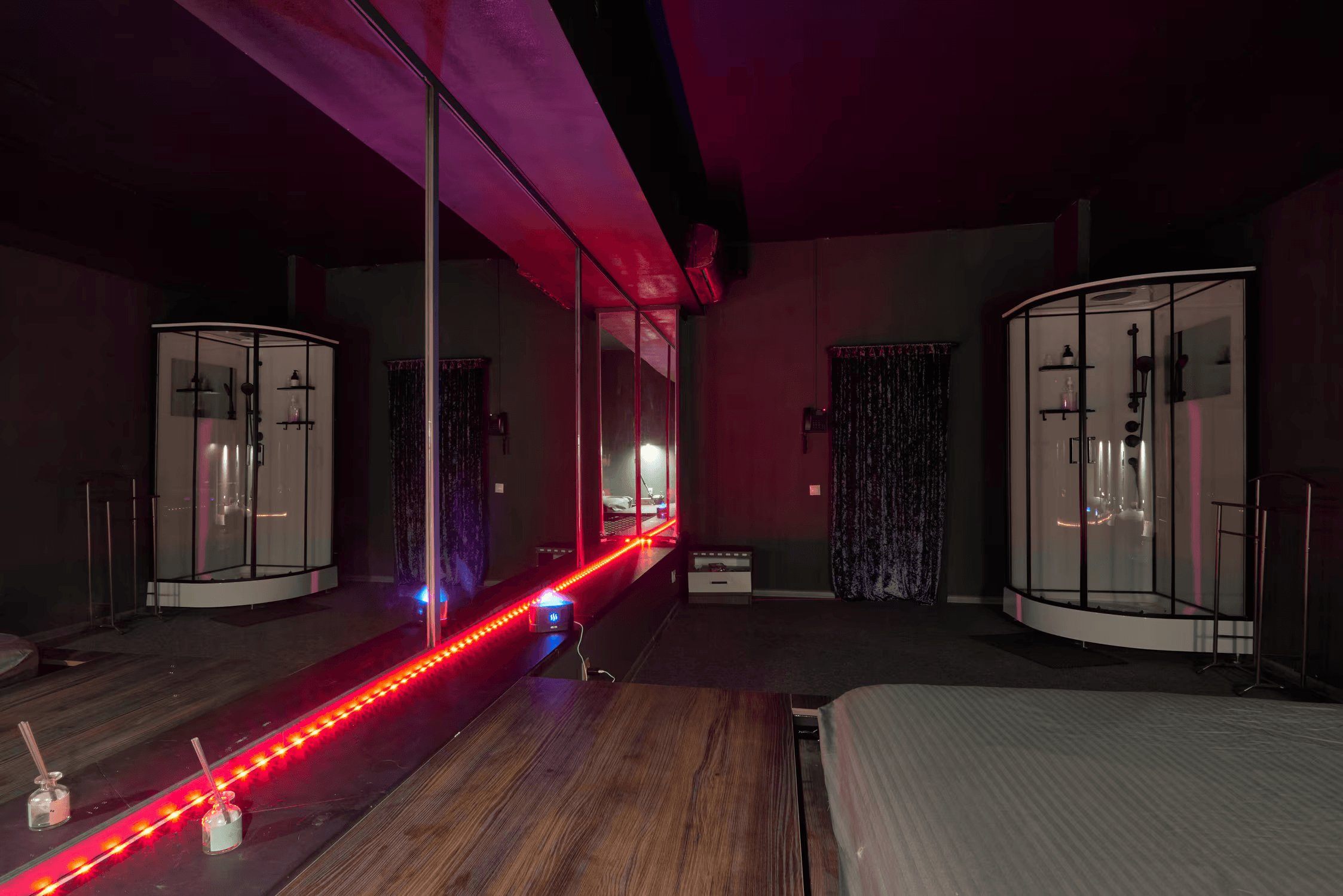Diamond's Men's Club (Kazan) - Erotic Massage in Kazan, Russia