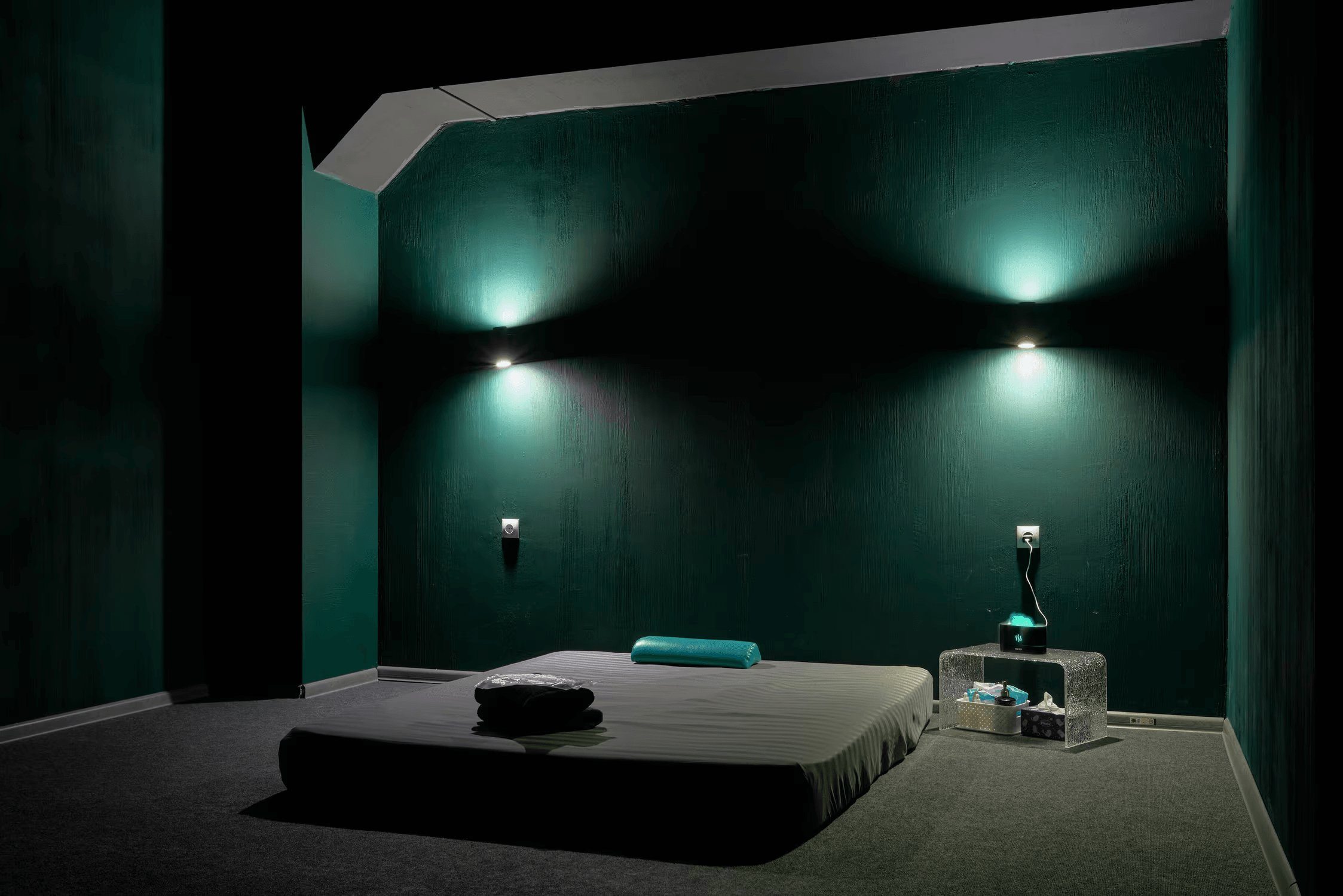 Diamond's Men's Club (Kazan) - Erotic Massage in Kazan, Russia