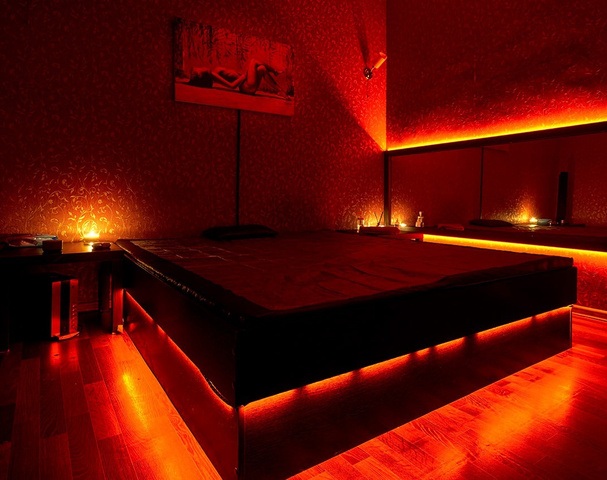 Men's Club Orange - Erotic Massage in Kazan, Russia
