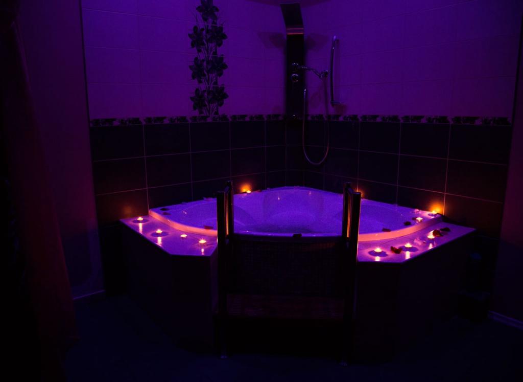 Muzhskoy Klub Tayna - Erotic Massage in Kazan, Russia