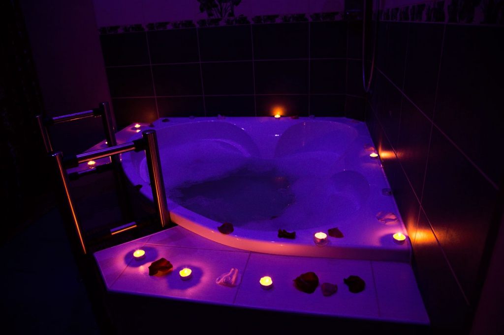 Muzhskoy Klub Tayna - Erotic Massage in Kazan, Russia