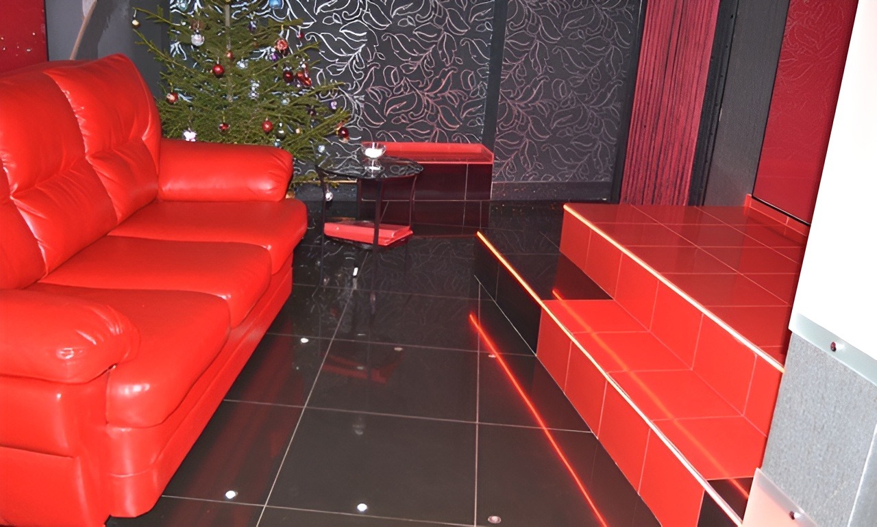 Salon Of Erotic Relaxation Podium - Erotic Massage in Kazan, Russia