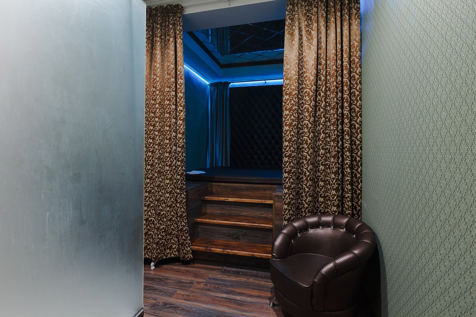 Tsarskiy Relaks Salon - Erotic Massage in Kazan, Russia