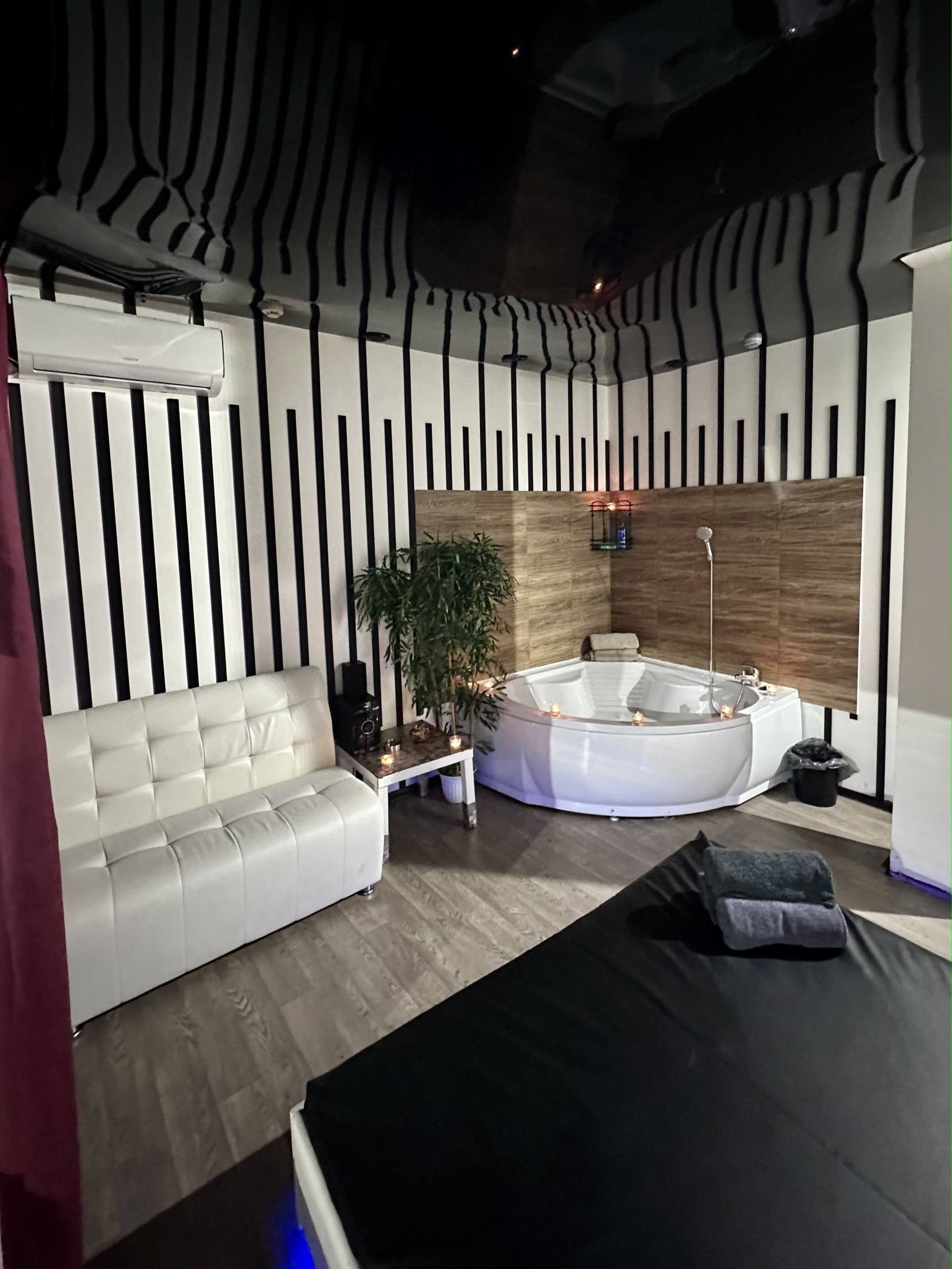 White - Erotic Massage in Kazan, Russia