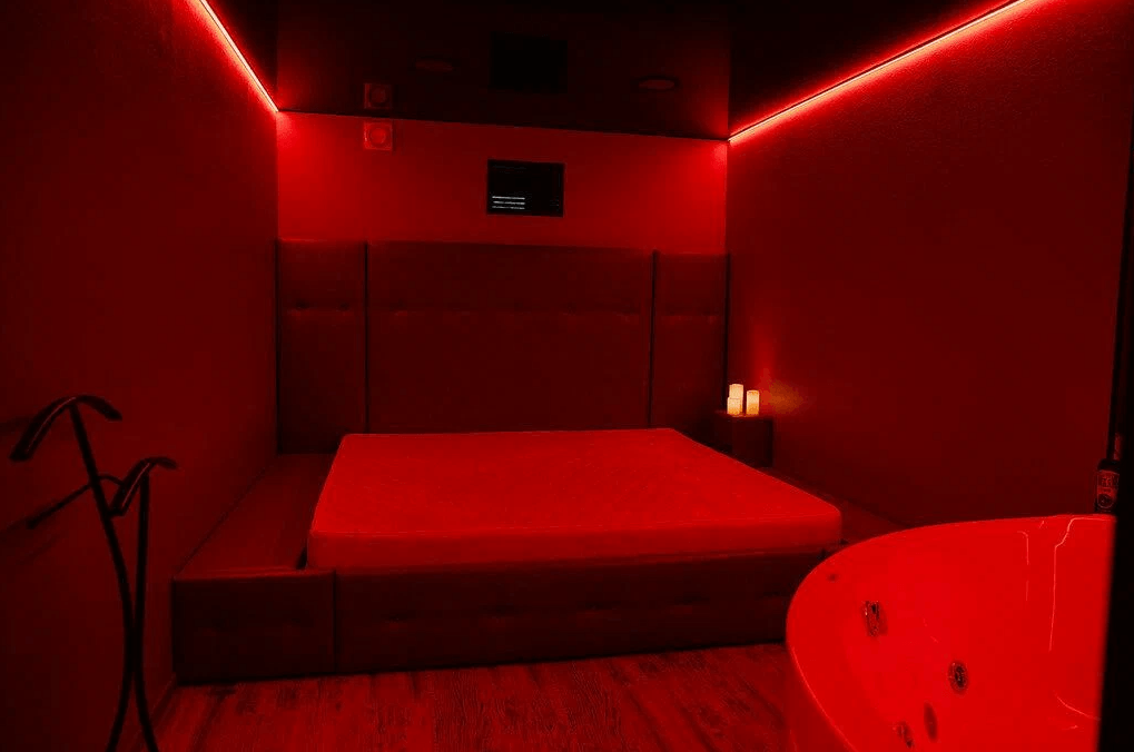 Henessy Relax Man Club - Erotic Massage in Kemerovo, Russia
