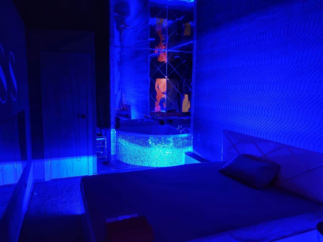 Leader - Erotic Massage in Kemerovo, Russia