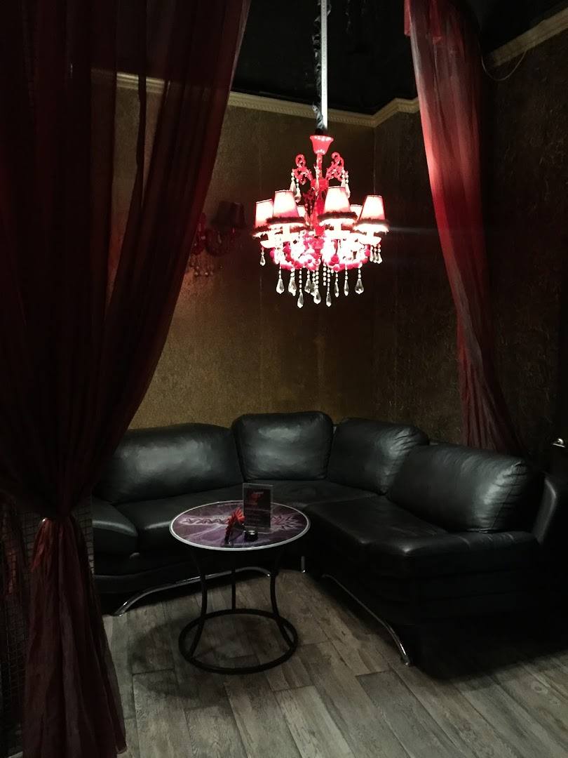 Стриптиз-клуб Zажигалка (Khabarovsk) - Nightclub in Khabarovsk, Russia