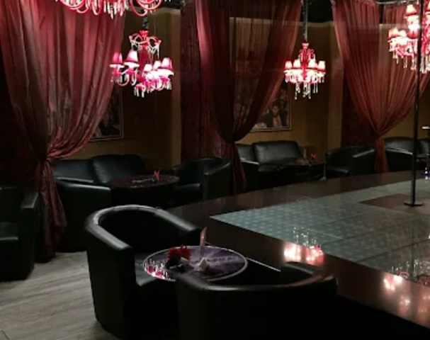 Стриптиз-клуб Zажигалка (Rostov-on-Don) - Nightclub in Khabarovsk, Russia