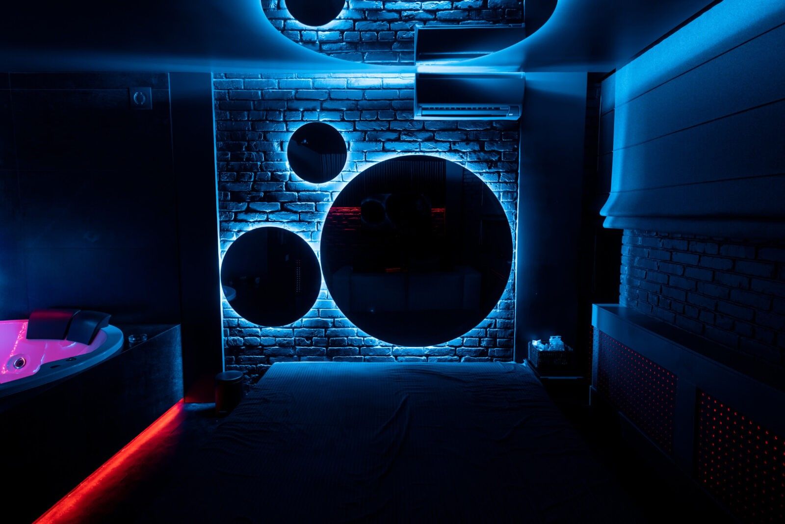 Red Rooms (Krasnodar) - Erotic Massage in Krasnodar, Russia