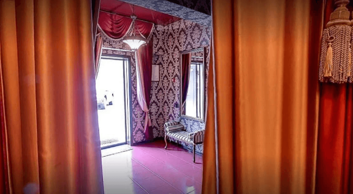 Salon Eroticheskogo Massazha In' Yan' - Erotic Massage in Krasnodar, Russia
