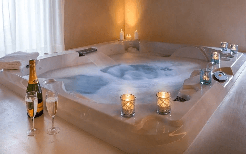 Salon Eroticheskogo Massazha  - Erotic Massage in Krasnodar, Russia