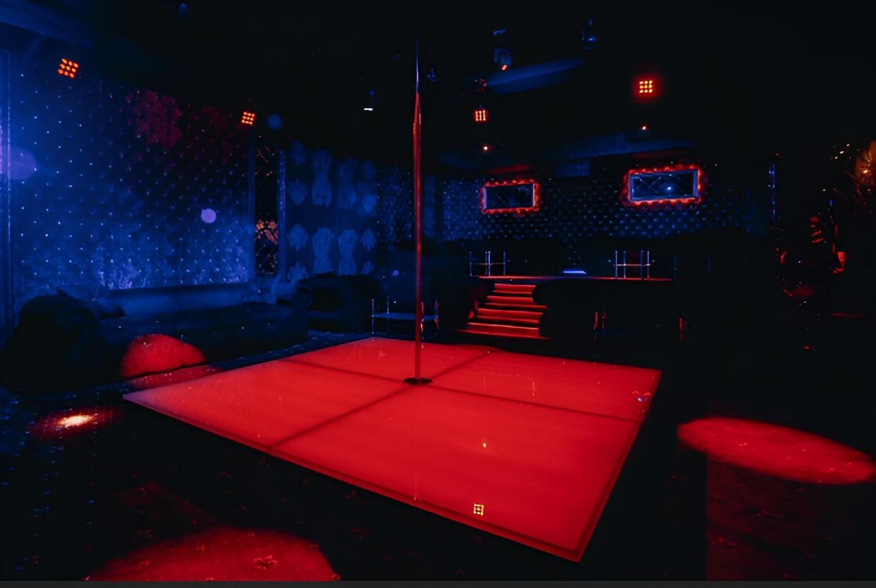 Relax Strip - Nightclub in Krasnodar, Russia