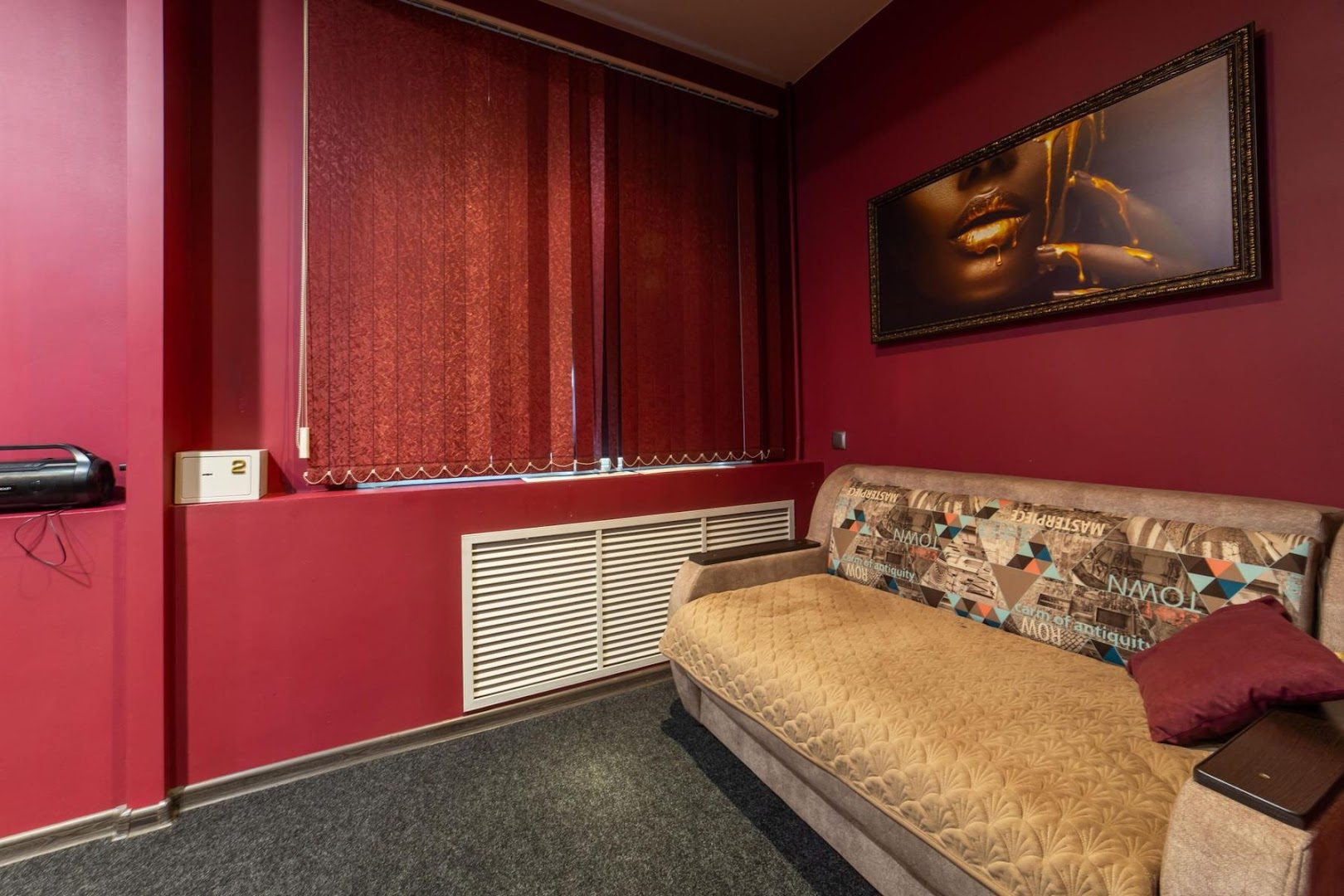 Goldengirls - Erotic Massage in Krasnoyarsk, Russia