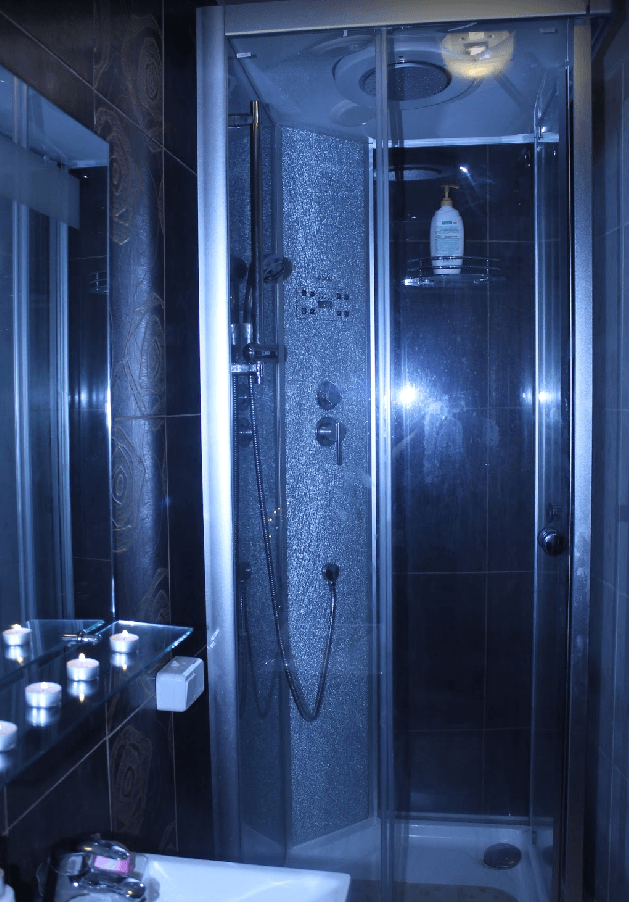 The Men's Club La Gloria - Erotic Massage in Krasnoyarsk, Russia