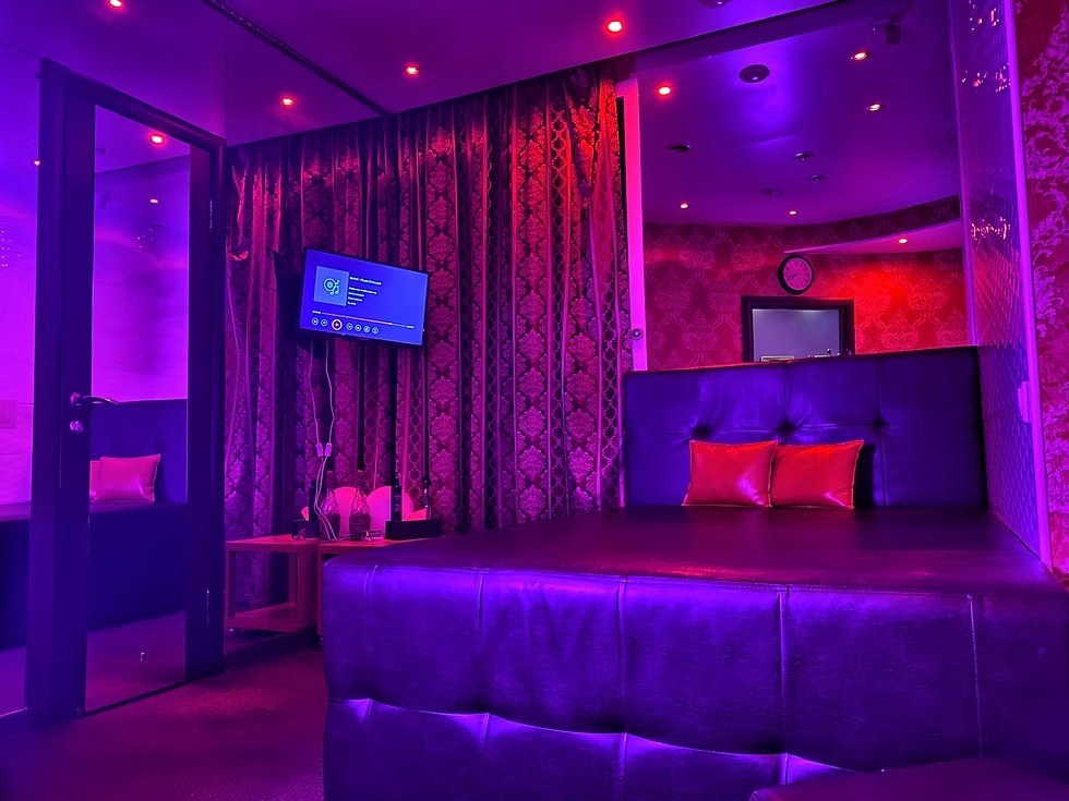 The Men's Club La Gloria - Erotic Massage in Krasnoyarsk, Russia
