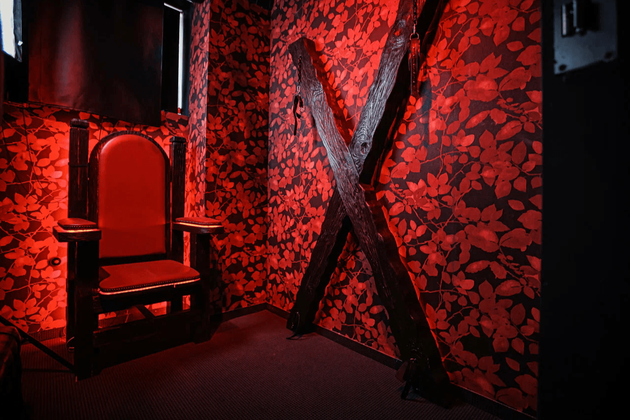 Amsterdam, Night Bar - Nightclub in Krasnoyarsk, Russia