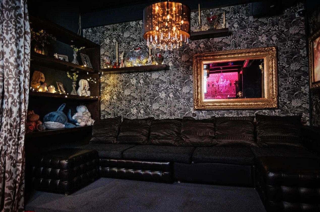 Amsterdam, Night Bar - Nightclub in Krasnoyarsk, Russia