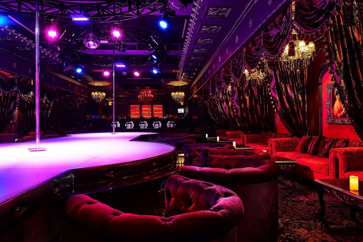 Стриптиз клуб Чарли (Charlie's Strip Club) - Nightclub in Krasnoyarsk, Russia