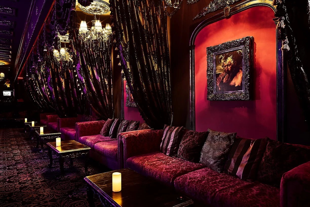 Стриптиз клуб Чарли (Charlie's Strip Club) - Nightclub in Krasnoyarsk, Russia