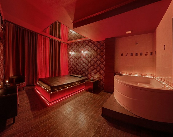 Men's Club Rasputin - Erotic Massage in Kurgan, Russia