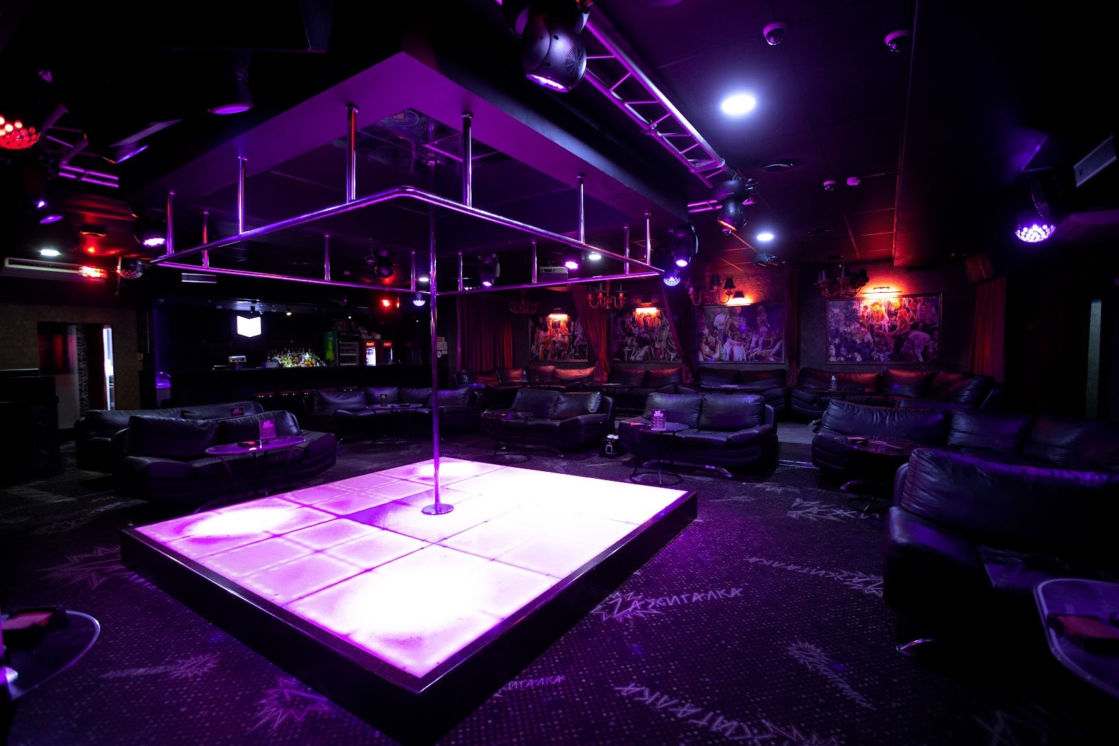 Стриптиз-клуб Zажигалка (Lipetsk) - Nightclub in Lipeck, Russia