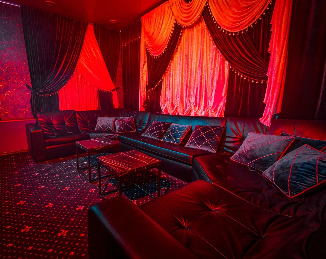 Modzho, Striptiz-Klub - Nightclub in Magnitogorsk, Russia