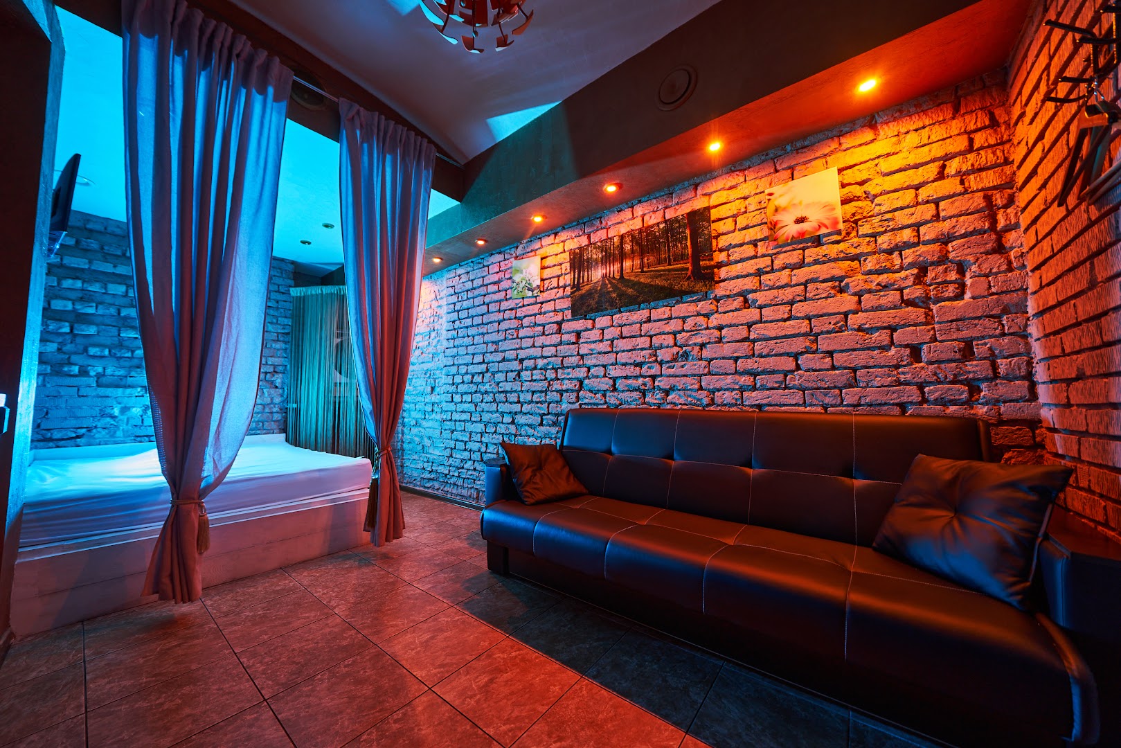 Alibi Moscow Men's Club - Erotic Massage in Moscow, Russia