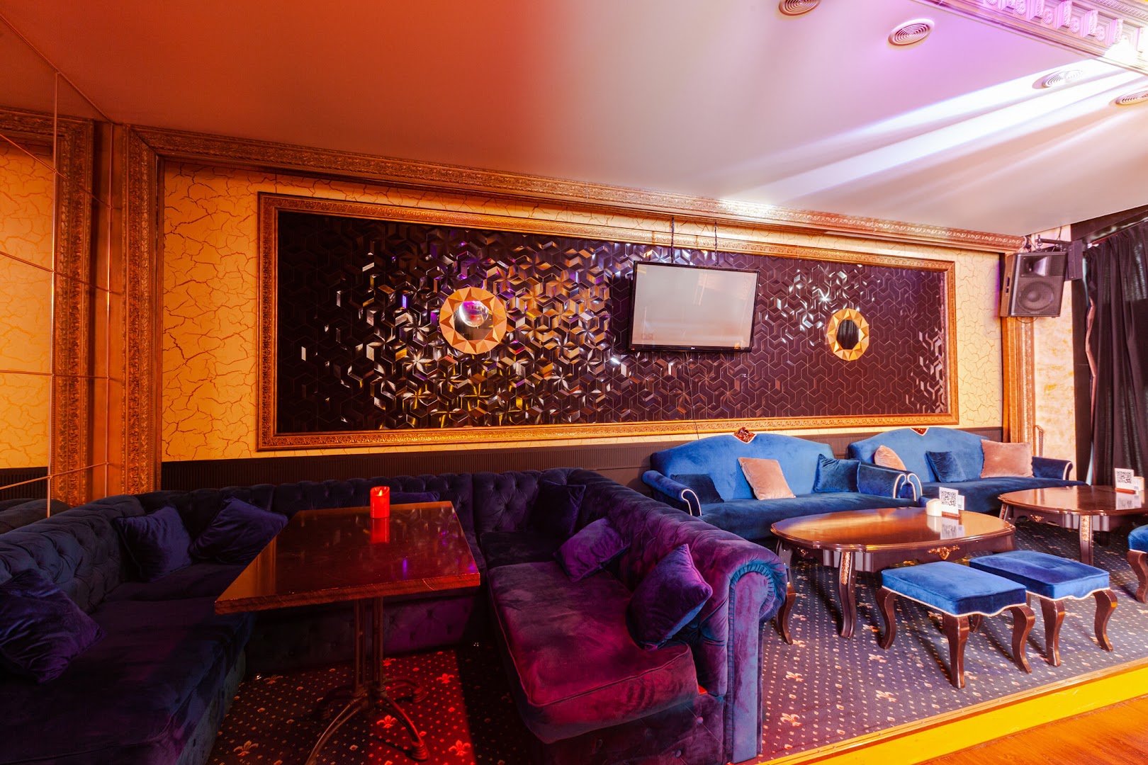 Alibi Moscow Men's Club - Erotic Massage in Moscow, Russia