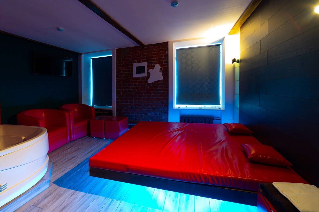 Erotic Salon Play - Erotic Massage in Moscow, Russia