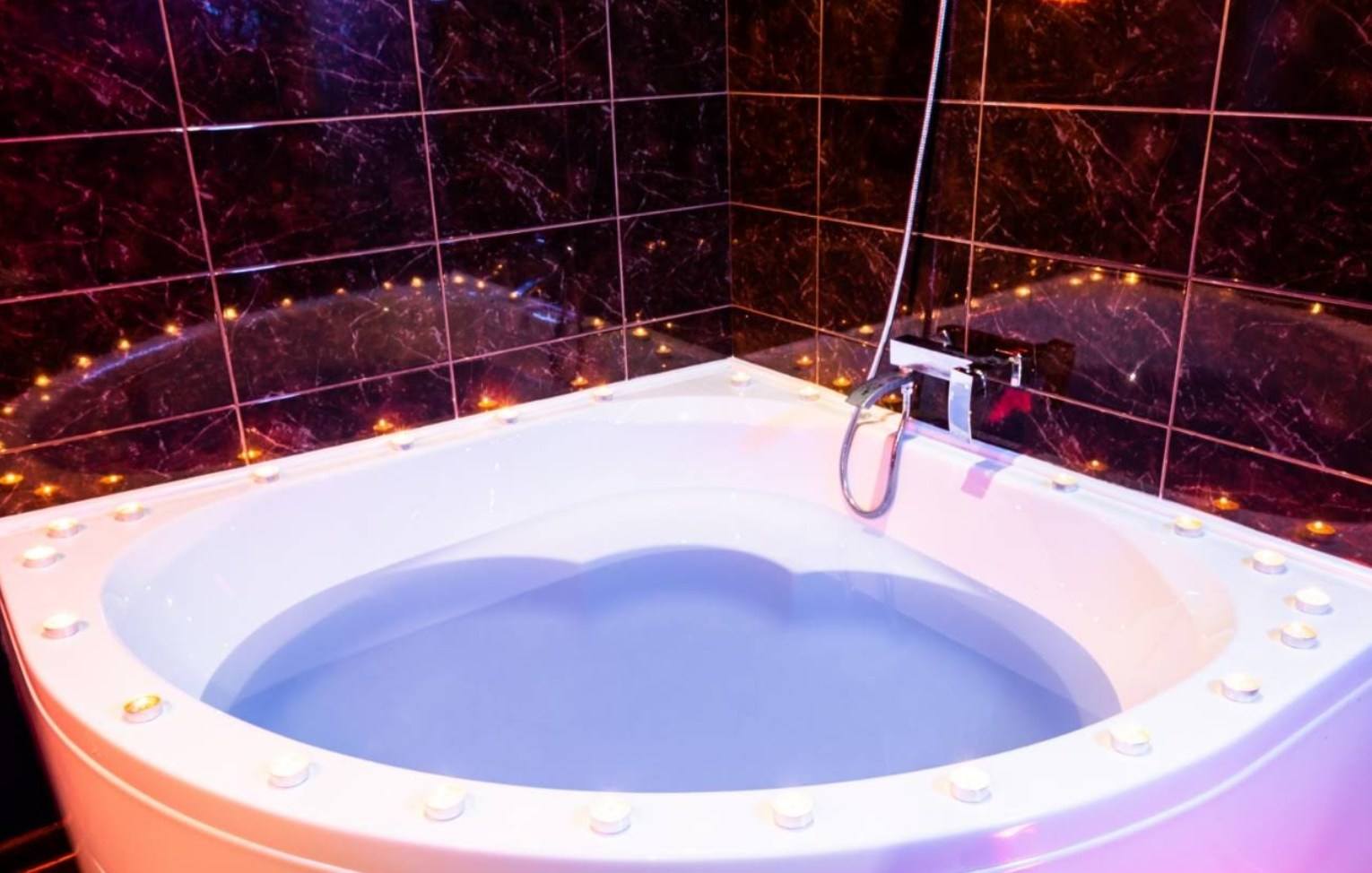 Gentelmen's Club - Erotic Massage in Moscow, Russia