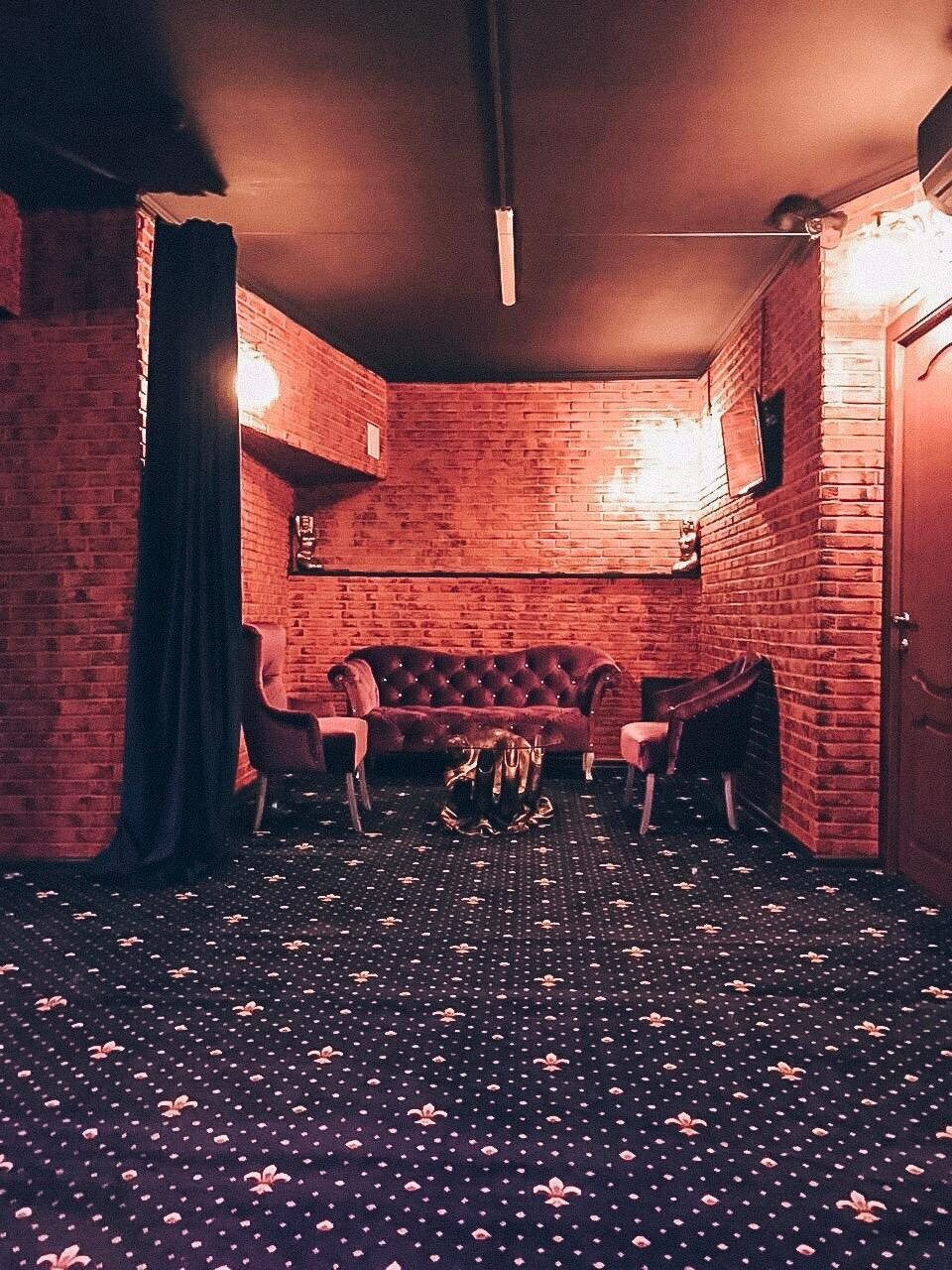 Graff - Erotic Massage in Moscow, Russia