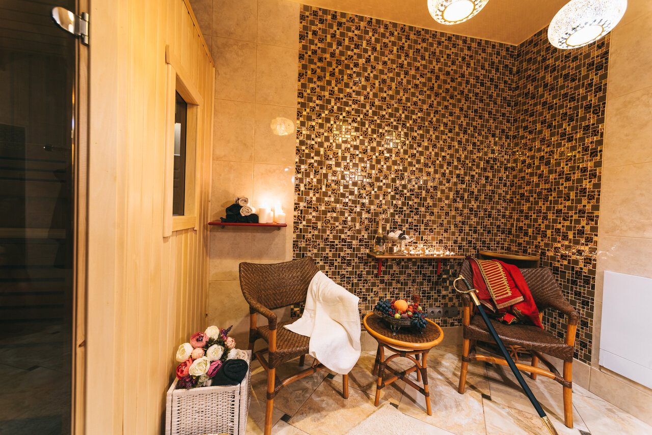 Rzhevskiy - Erotic Massage in Moscow, Russia