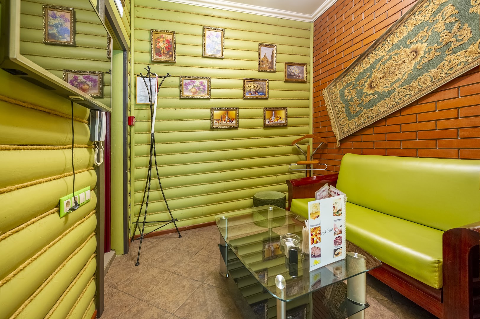 Salon Eroticheskogo Massazha 7 Massazhistok - Erotic Massage in Moscow, Russia