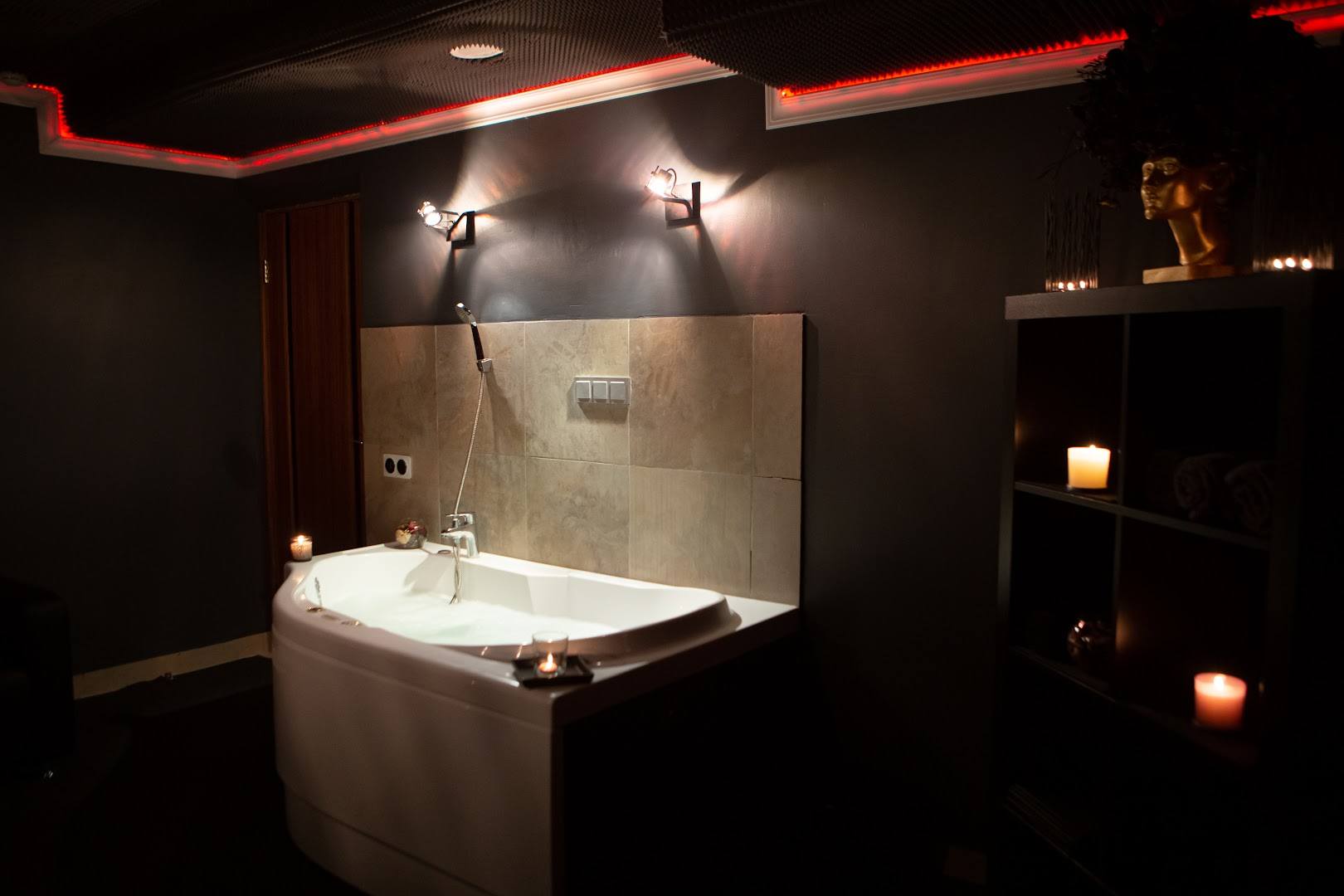 Салон Красоты Аура-Spа - Erotic Massage in Moscow, Russia