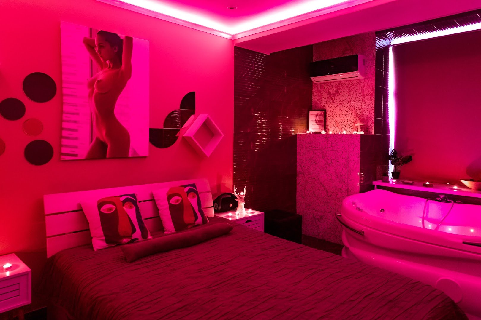 Салон массажа Valkyria - Erotic Massage in Moscow, Russia