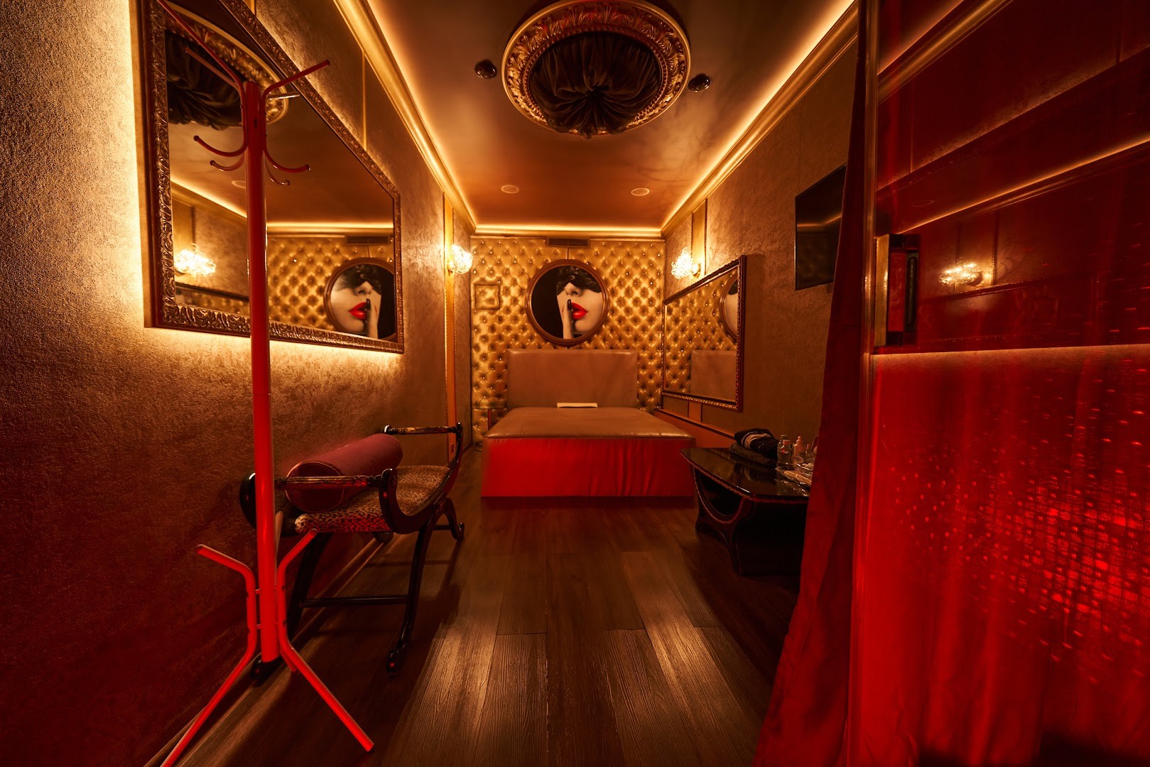 Vegas Club - Erotic Massage in Moscow, Russia