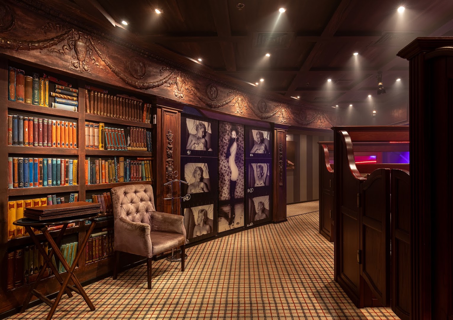 Aurora Men’s Club - Nightclub in Moscow, Russia