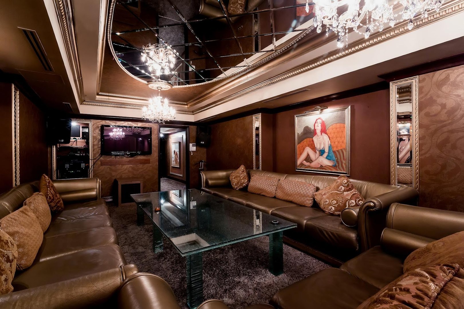 Egoist | Night Club Mayakovskaya | Bar, Club For Adults - Nightclub in Moscow, Russia